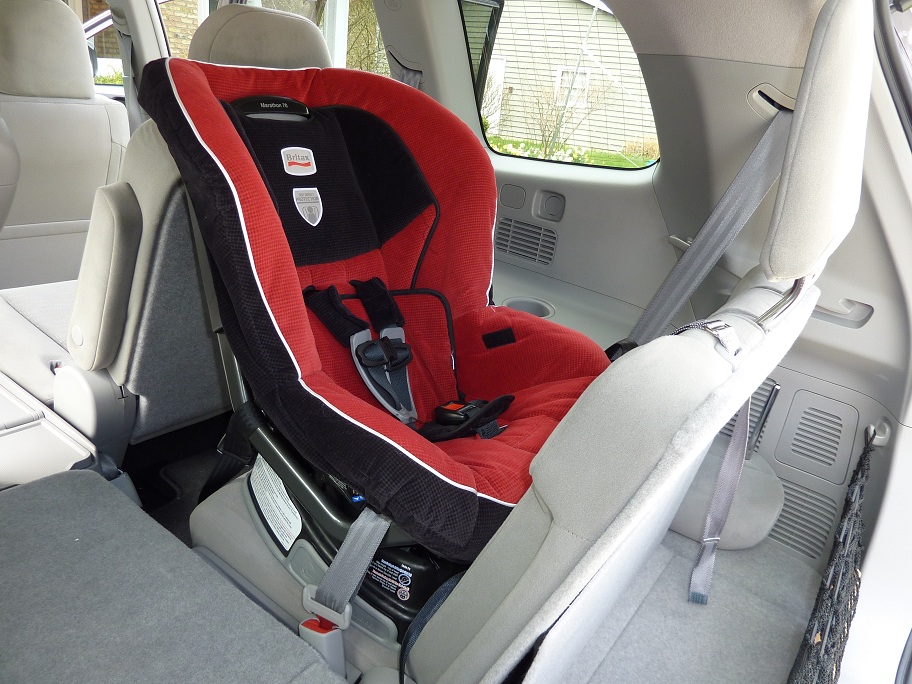 rear facing car seat in third row