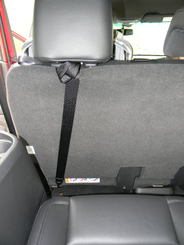 Ford Explorer Limited with Inflatable Seatbelt Technology – the kids,  carseats & boosters review – CarseatBlog