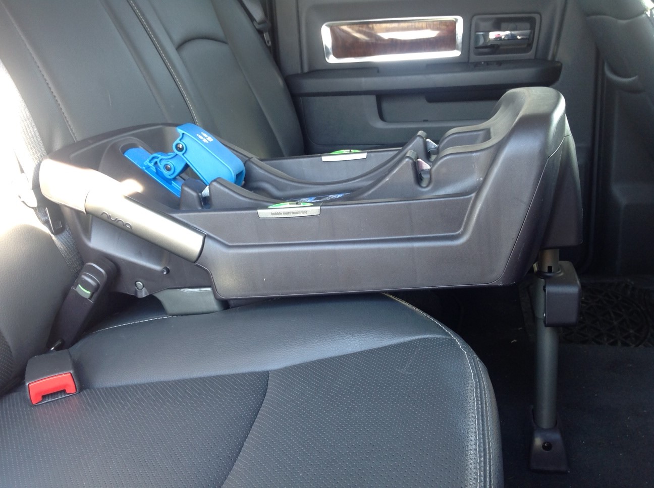installing nuna pipa car seat