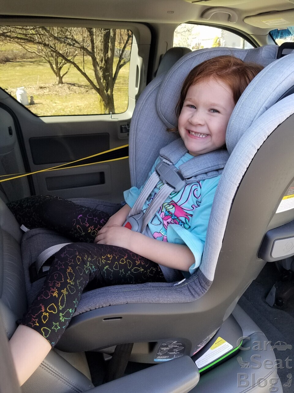 Myth: Legs Bent or Feet Touching the Backseat When Rear-Facing is Dangerous  – CarseatBlog